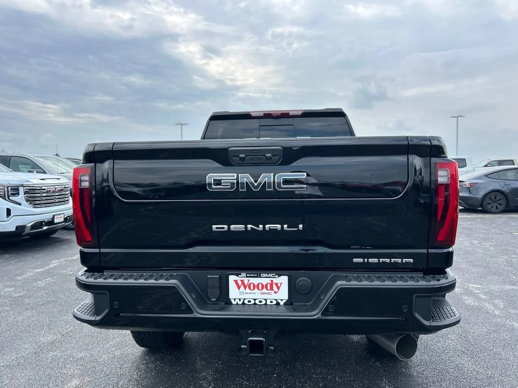 2026 GMC Sierra 2500HD Denali Ultimate - Photo 8