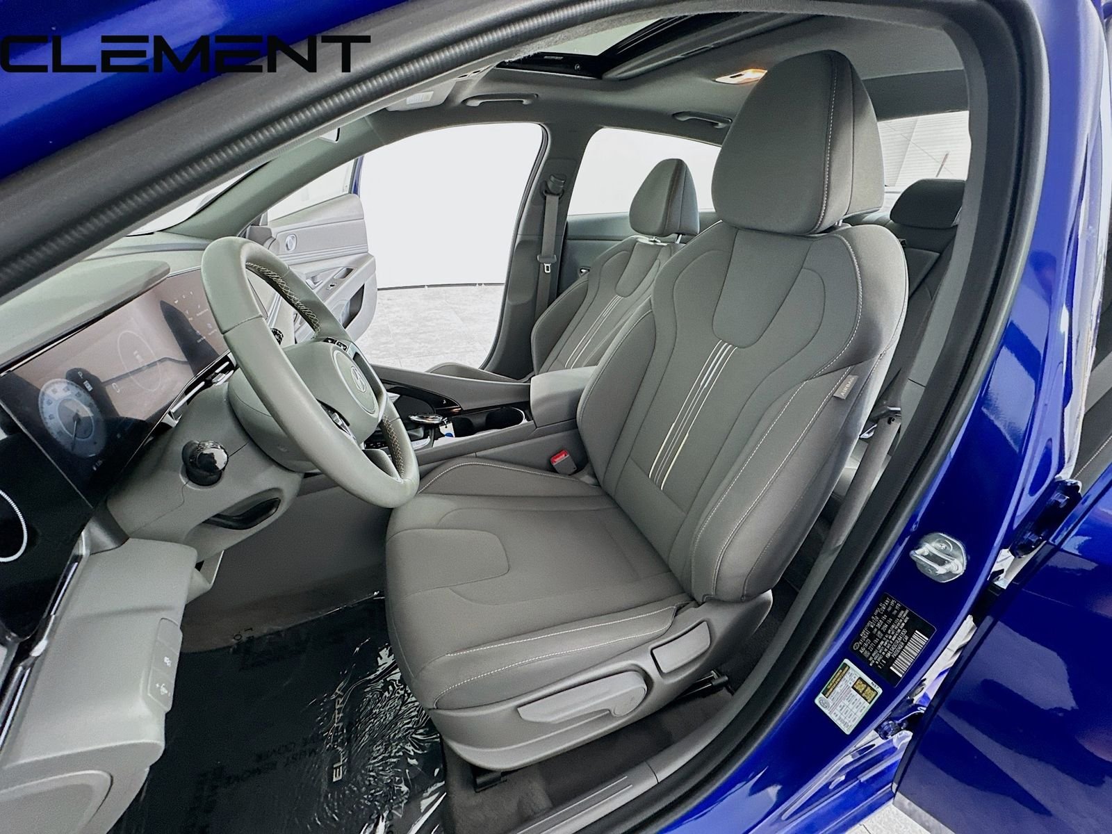 2024 Hyundai Elantra SEL - Photo 30
