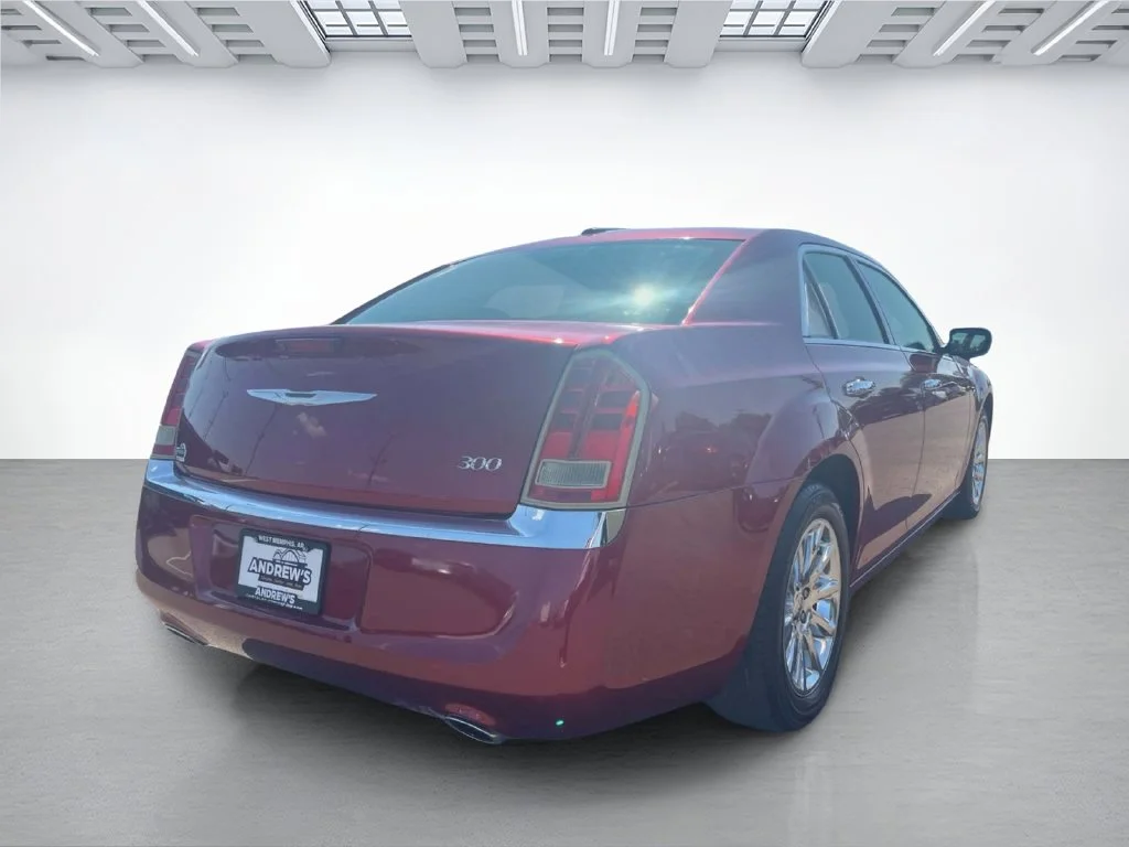 Used 2012 Red Chrysler Limited image 3