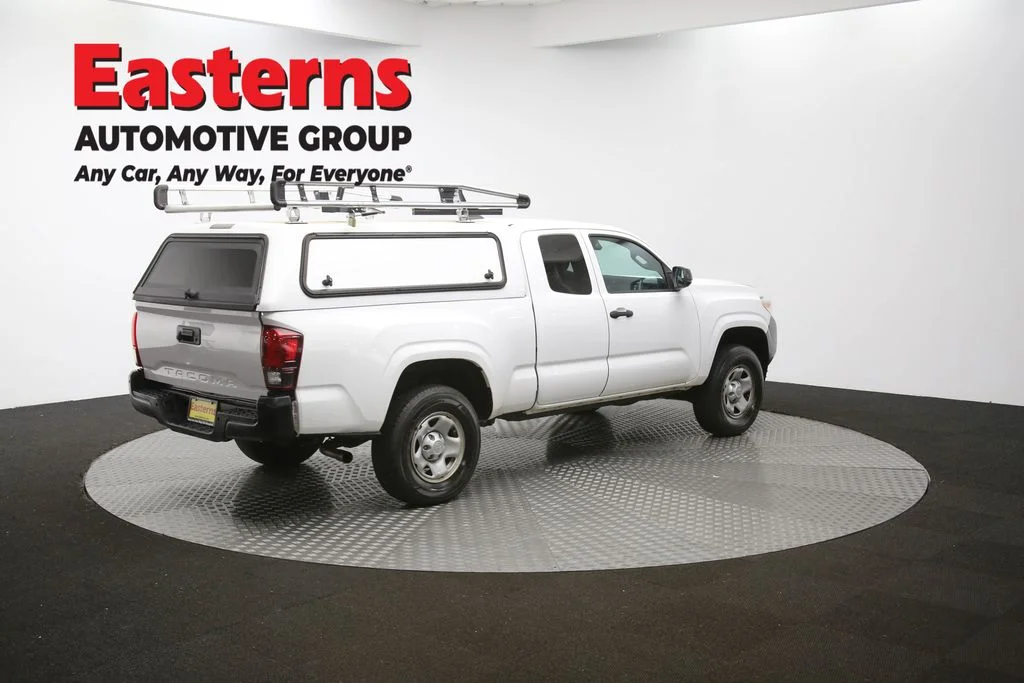 Used 2019 White Toyota SR image 37