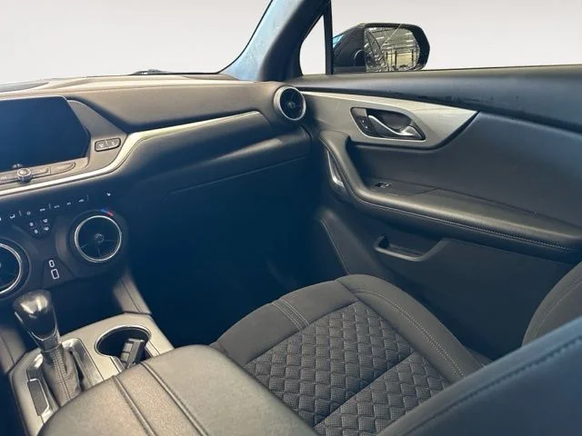 Used 2020 Black Chevrolet LT image 12