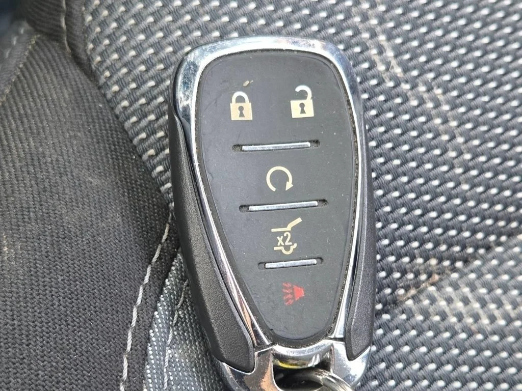 Used 2018 Cajun Red Tintcoat Chevrolet LT image 38