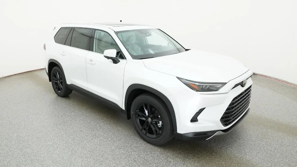 New 2026 Wind Chill Pearl Toyota Platinum image 10