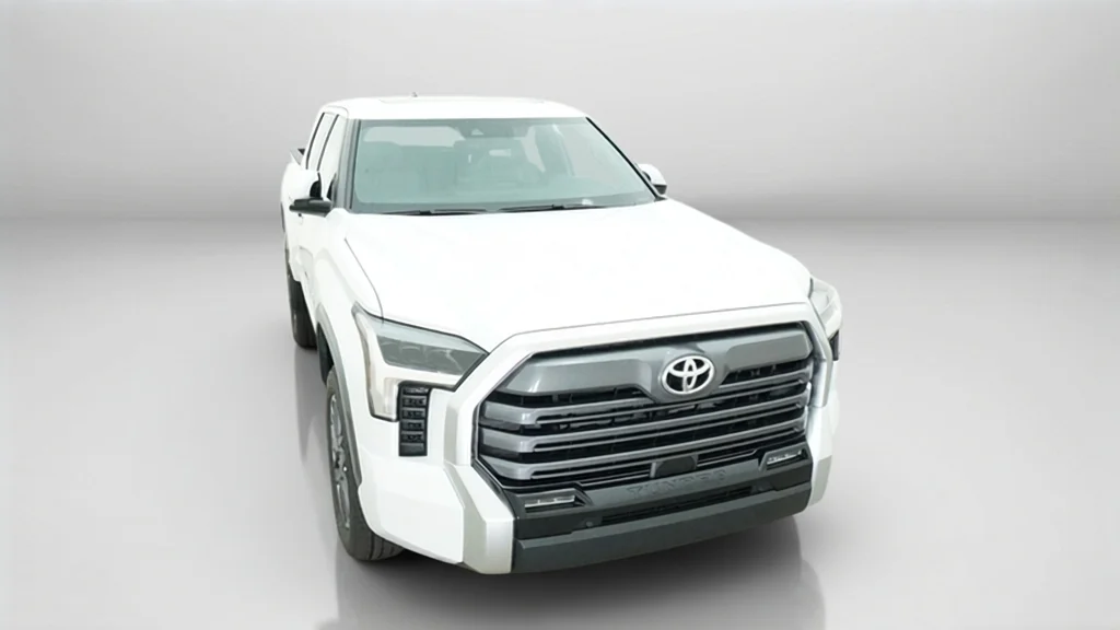 New 2026 Wind Chill Pearl Toyota Limited image 4