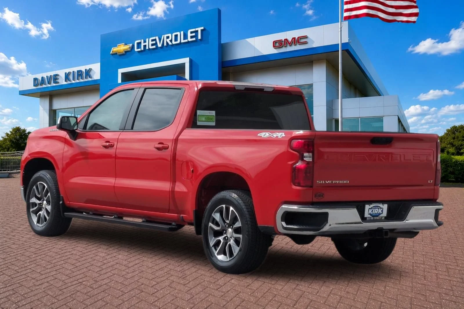 Used 2025 Red Hot Chevrolet LT (2FL) image 5