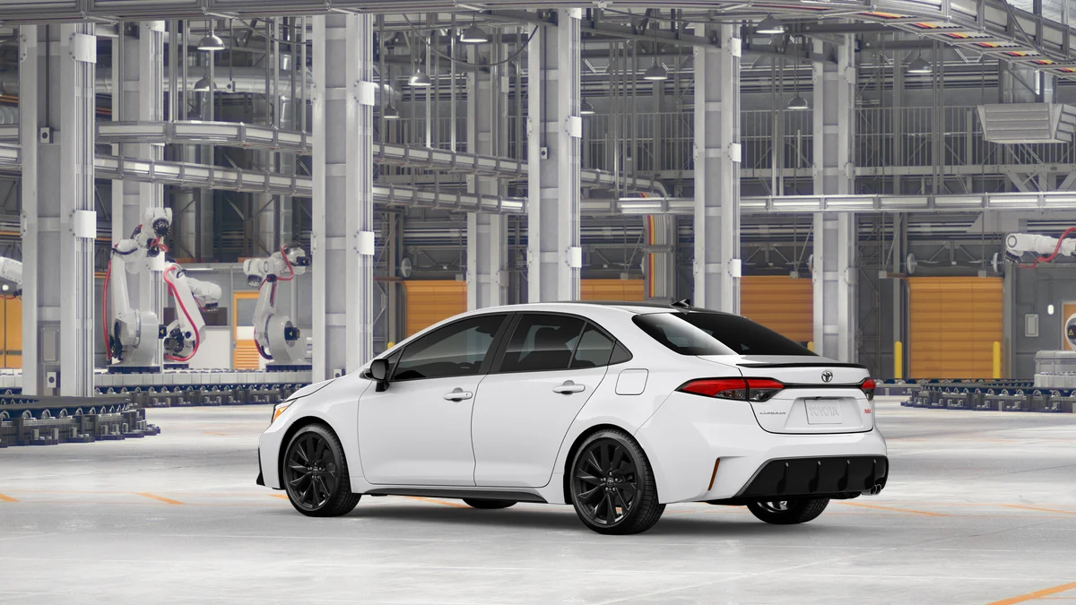 New 2026 Ice Cap with Midnight Black Metallic roof Toyota XSE image 6