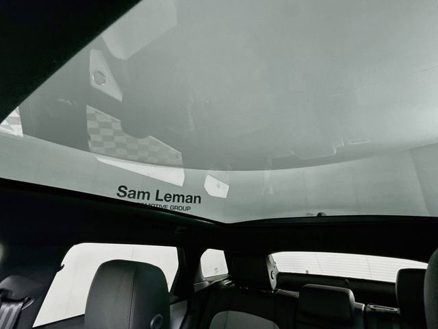 Used 2020  Land Rover R-Dynamic HSE image 23