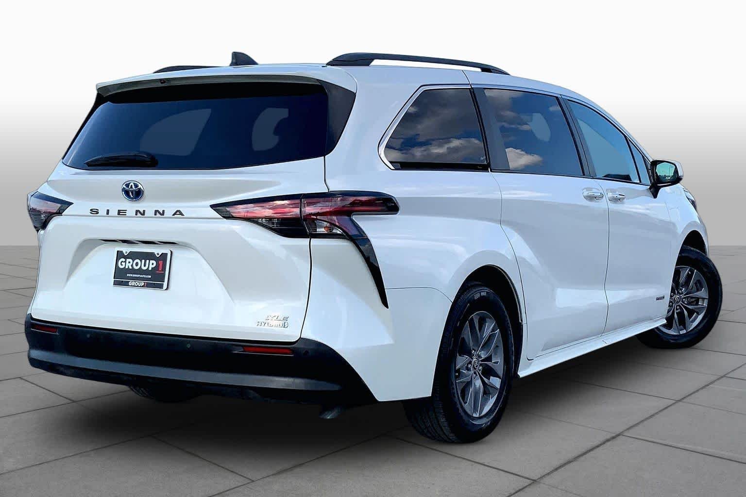 Used 2021 Blizzard Pearl Toyota XLE image 13