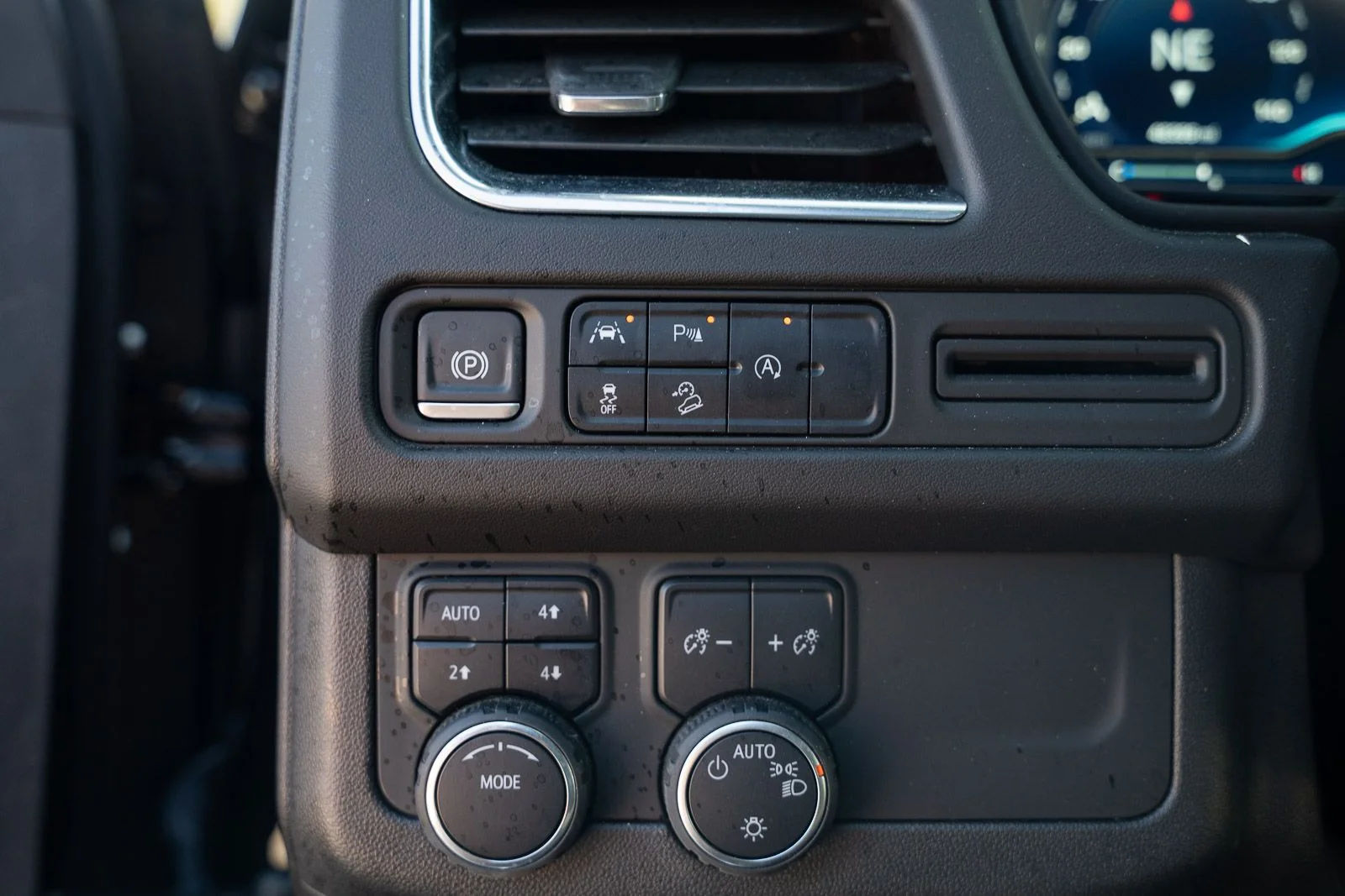 Used 2024 Black Chevrolet Premier image 28