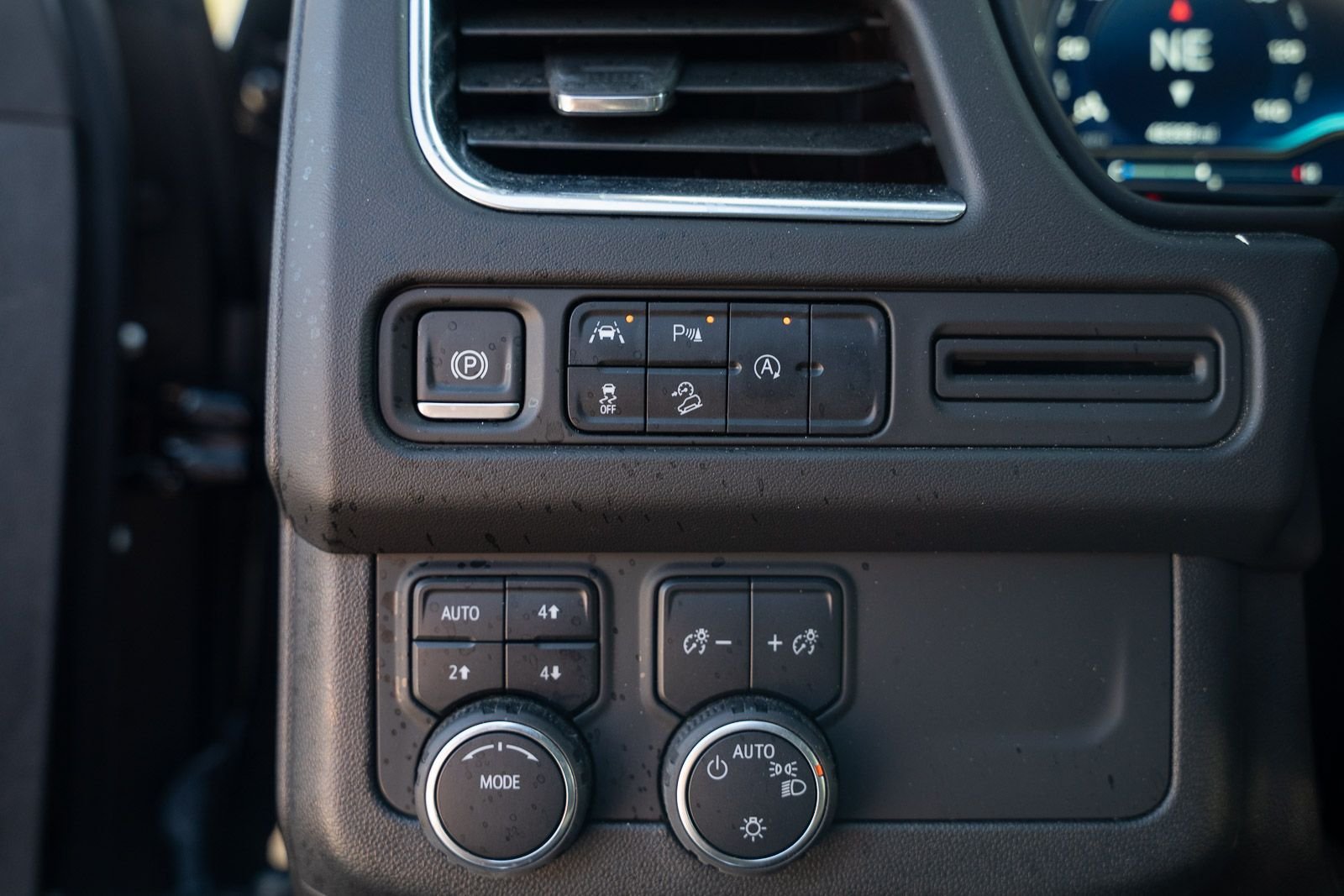 Used 2024 Black Chevrolet Premier image 28