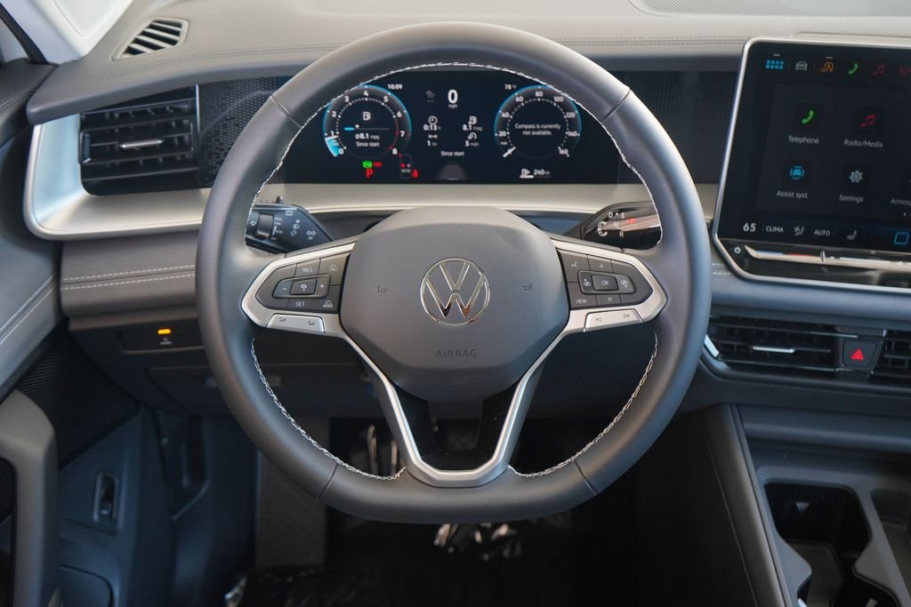 New 2026 Pure White Volkswagen 2.0T SE image 9