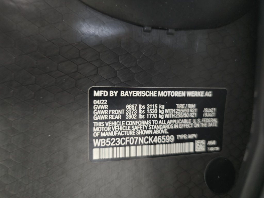 Certified Used 2022 Mineral White Metallic BMW xDrive50 image 34