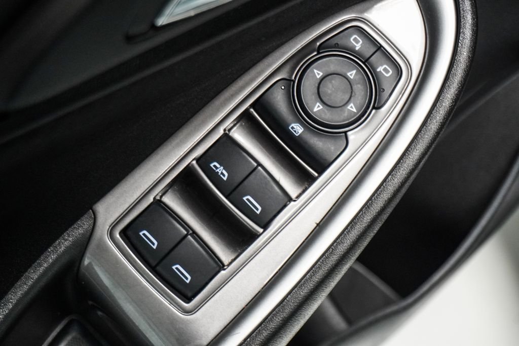 Used 2025 Gray Chevrolet LT image 19