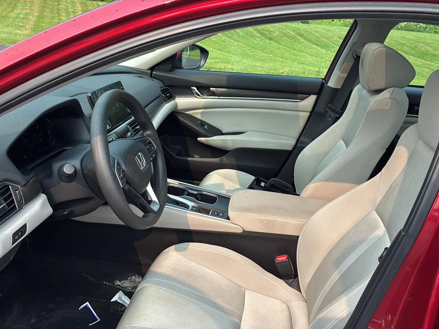 Used 2018 Radiant Red Metallic Honda EX 1.5T image 8