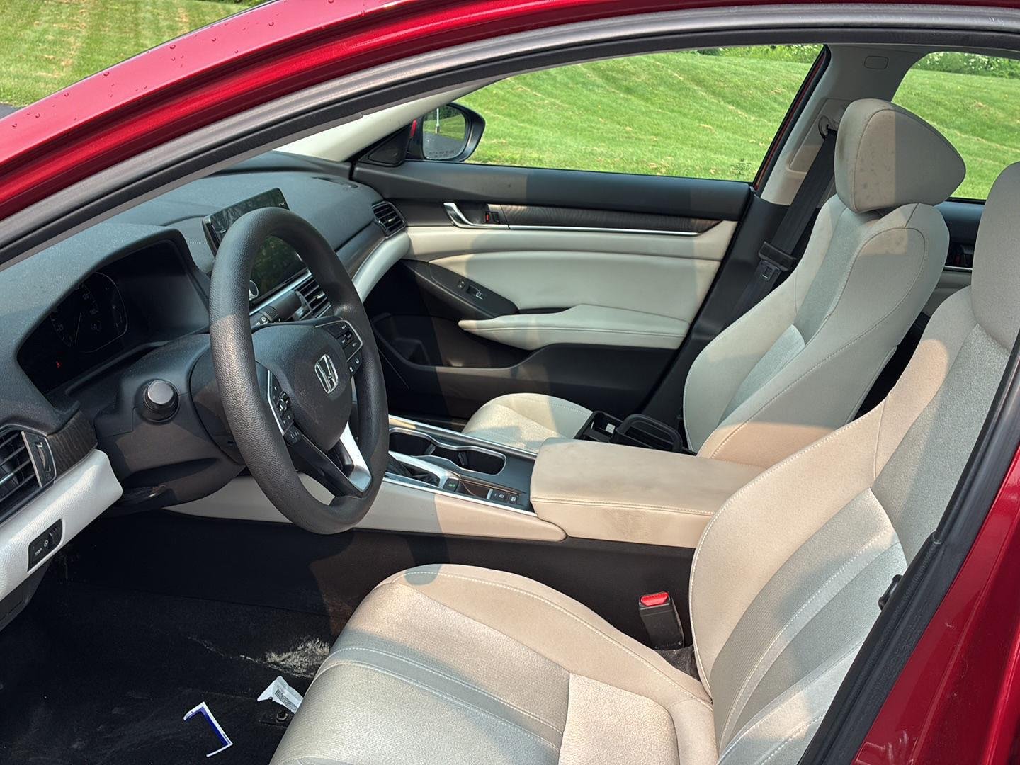 Used 2018 Radiant Red Metallic Honda EX 1.5T image 8