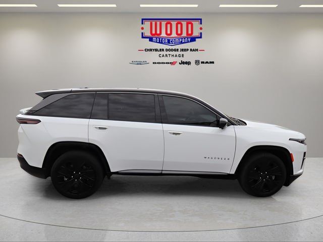 Used 2025 Jeep Wagoneer S Launch Edition with VIN 3C4RJNAK2ST563509 for sale in Hurst, TX