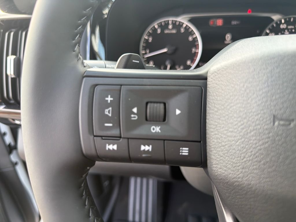 New 2026 Nissan Pathfinder SV 4D Sport Utility