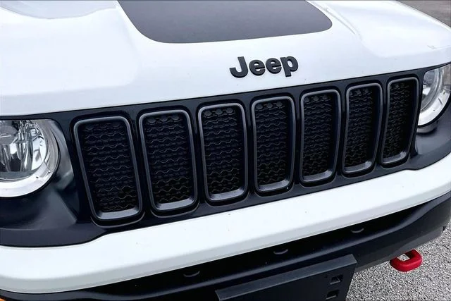 Used 2023 White Jeep Trailhawk image 30