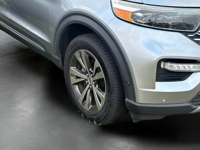 Used 2020 Silver Ford Platinum image 10