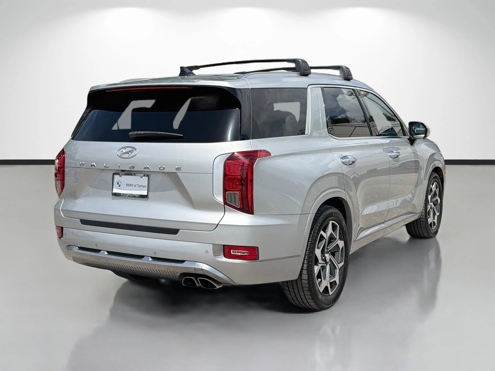 Used 2022 Typhoon Silver Hyundai Calligraphy image 3