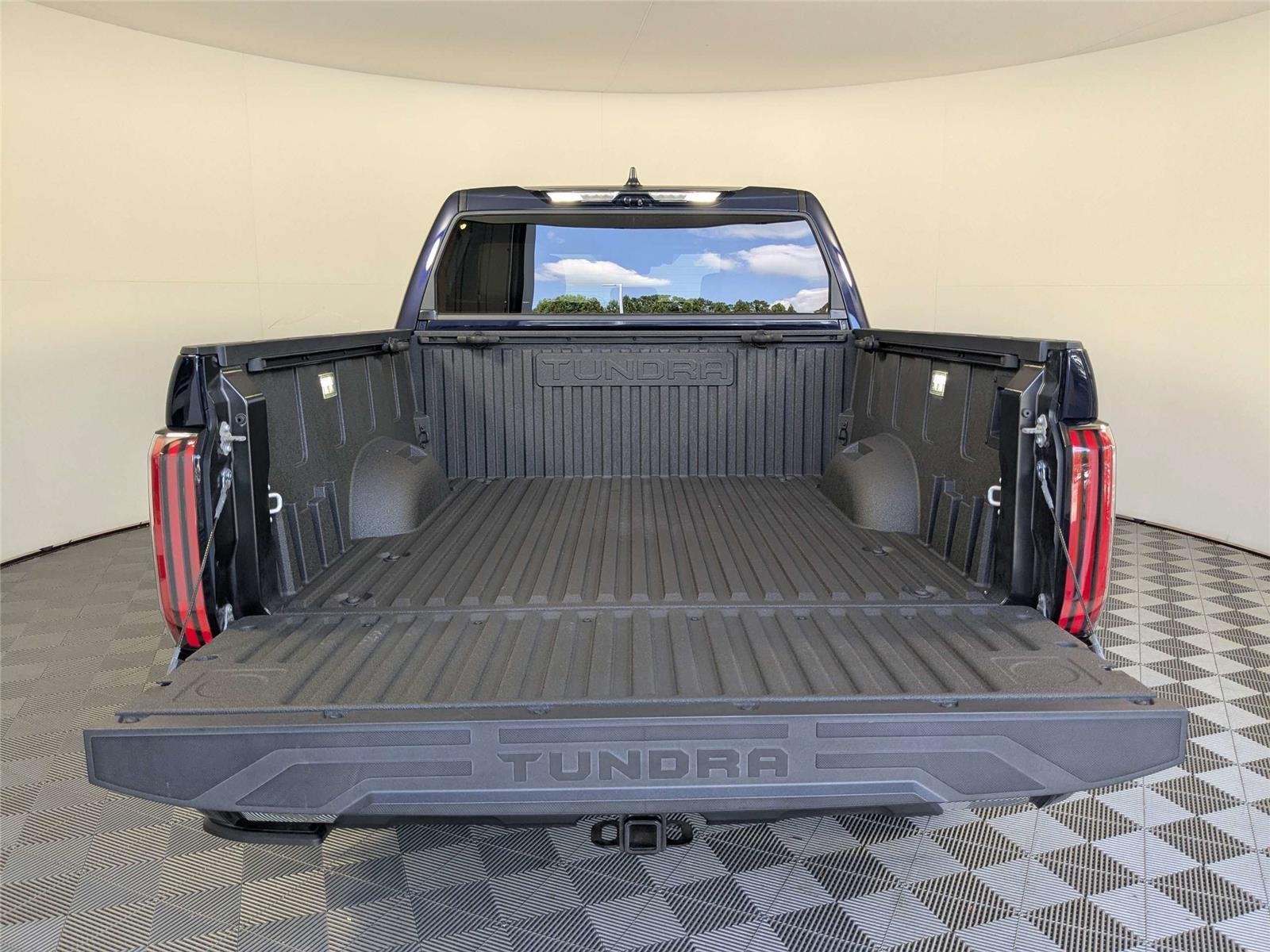 2024 Toyota Tundra 1794 Edition - Photo 8