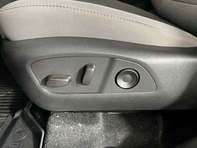 2026 GMC Acadia Elevation - Photo 20