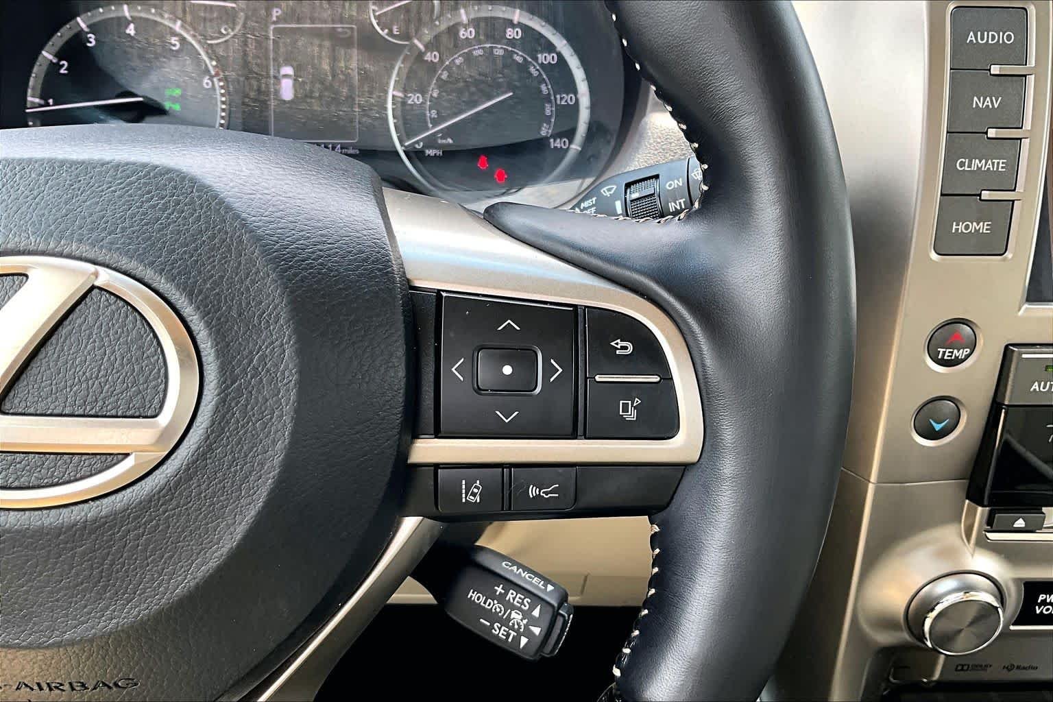 Used 2021 Starfire Pearl Lexus Premium image 24