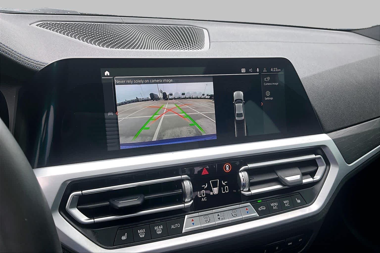 Used 2020 Portimao Blue Metallic BMW 330i image 23