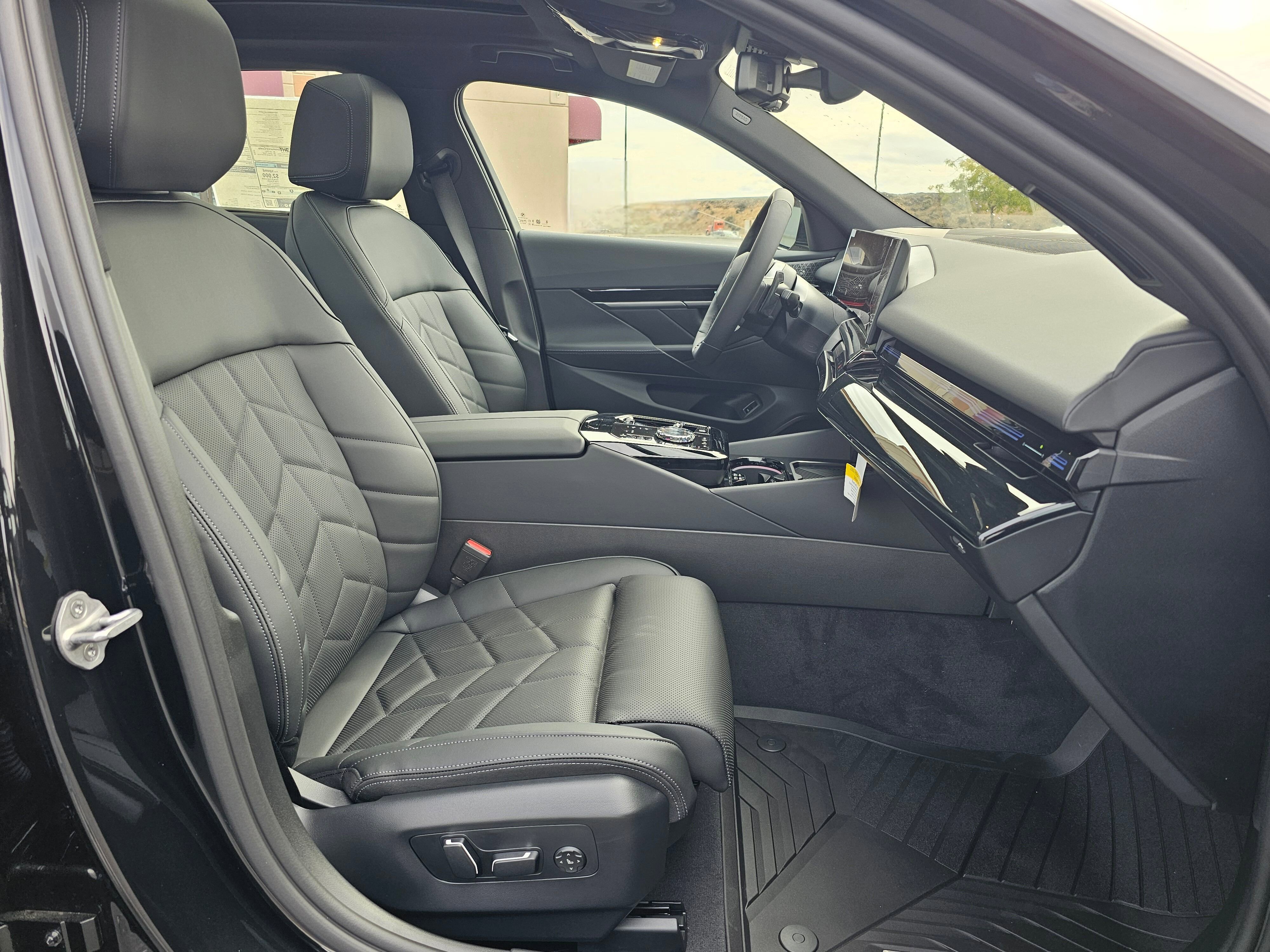 2026 BMW 5 Series 530i - Photo 15