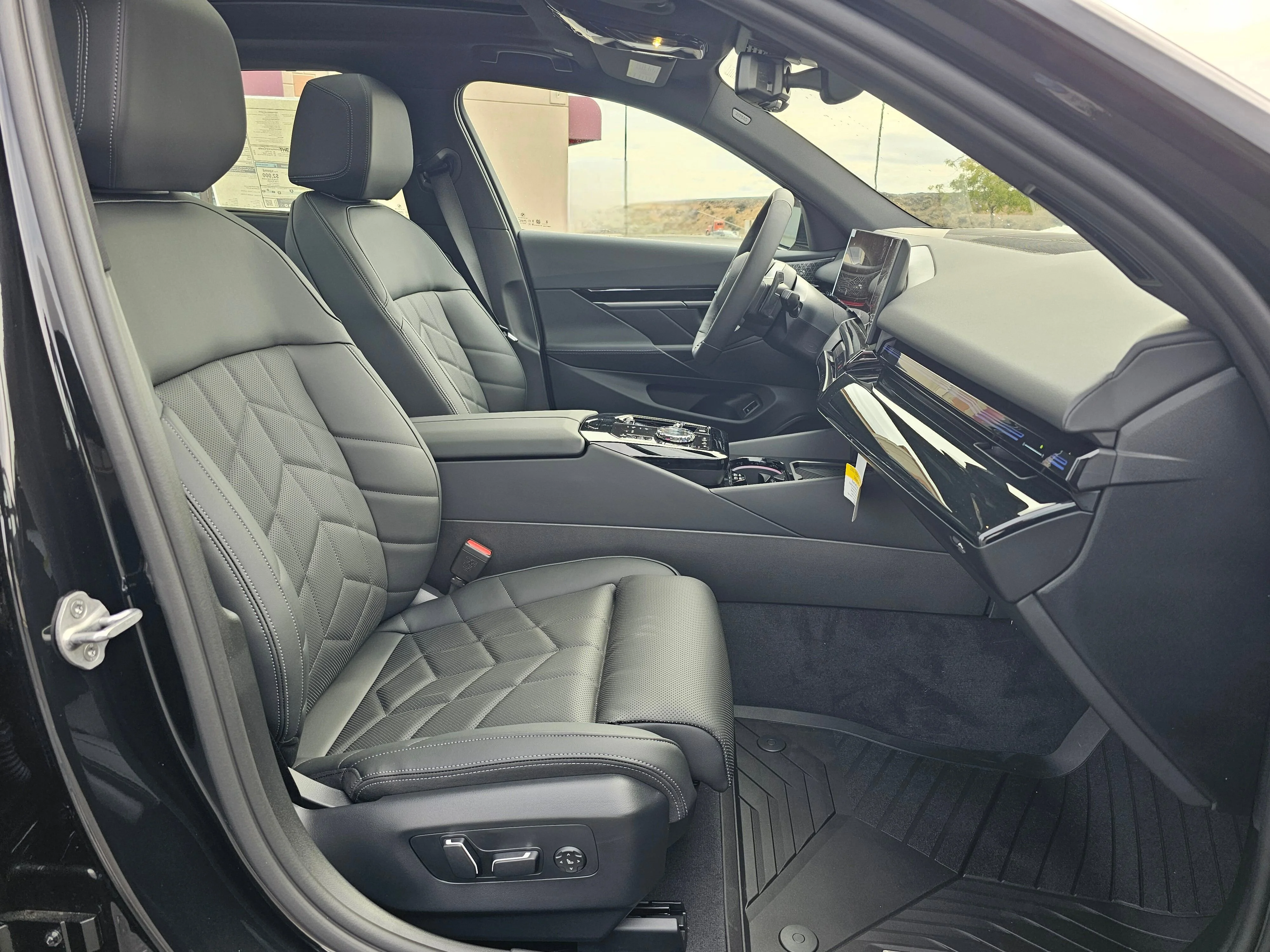 2026 BMW 5 Series 530i - Photo 15