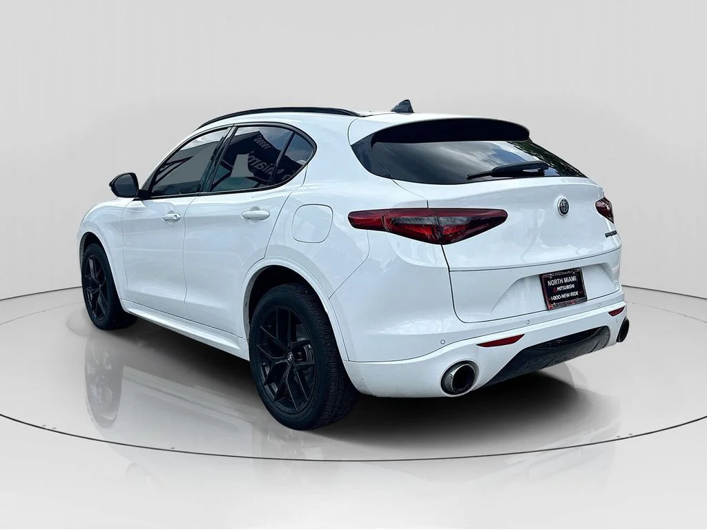 Used 2021 White Alfa Romeo Sprint image 5