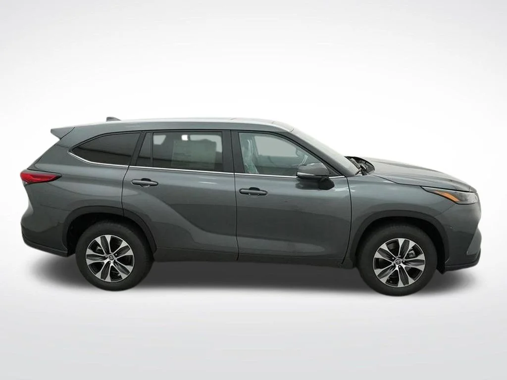 Used 2023 Gray Toyota XLE image 14