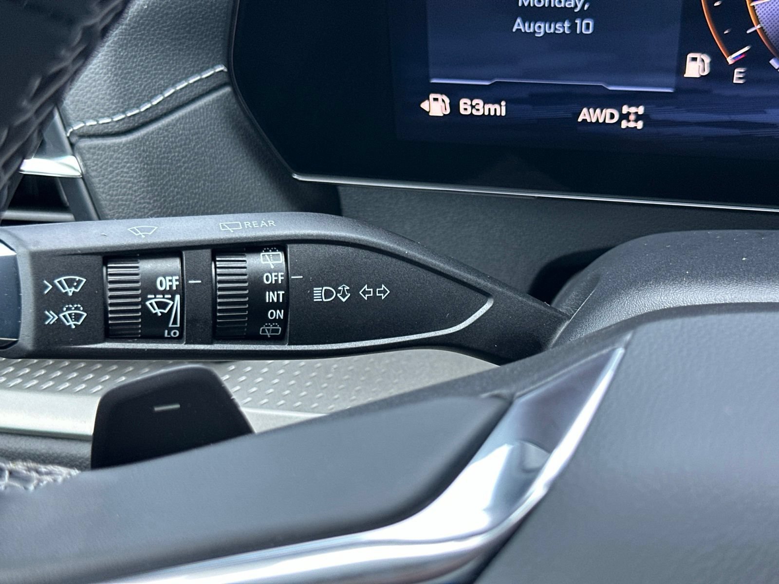 New 2027 Polar White Tricoat Chevrolet LT with Sun and Wheel Package - Exotex Seating image 35