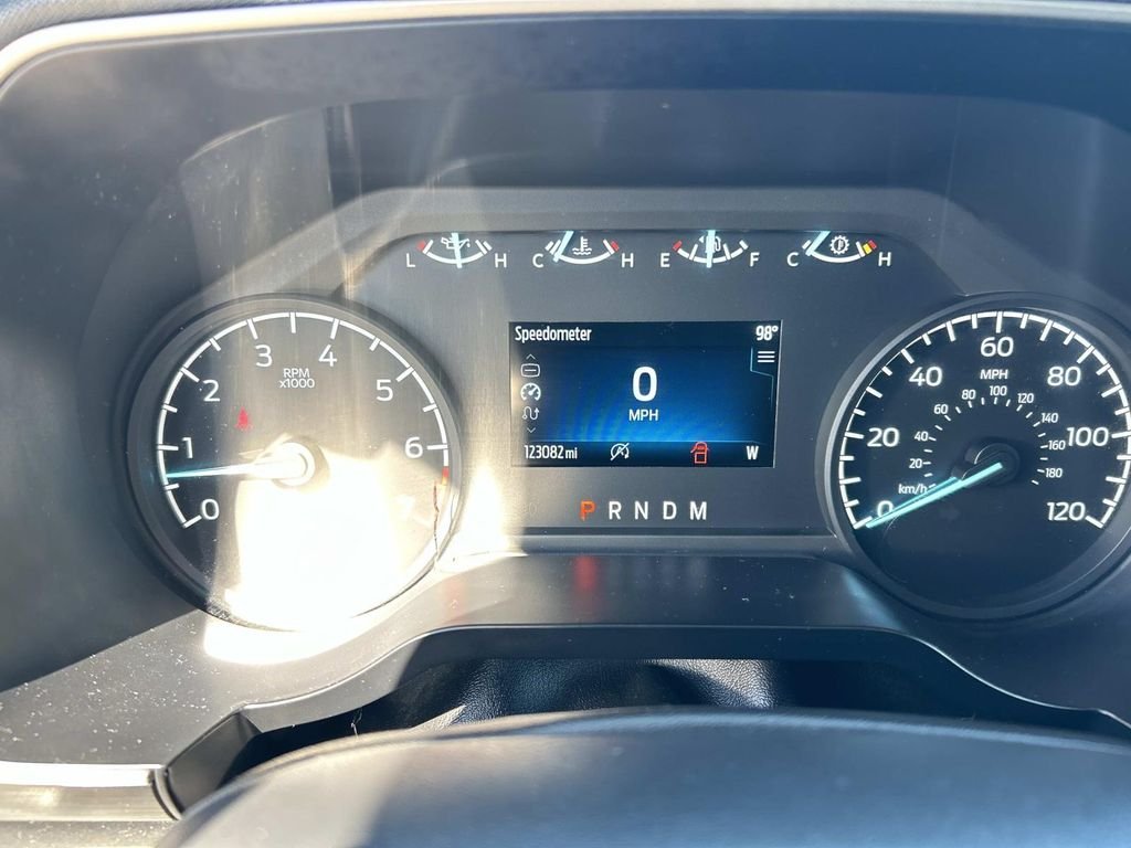 Used 2021 Black Metallic Ford XL image 34