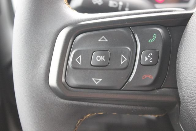 Used 2024 White Jeep Sport S image 15