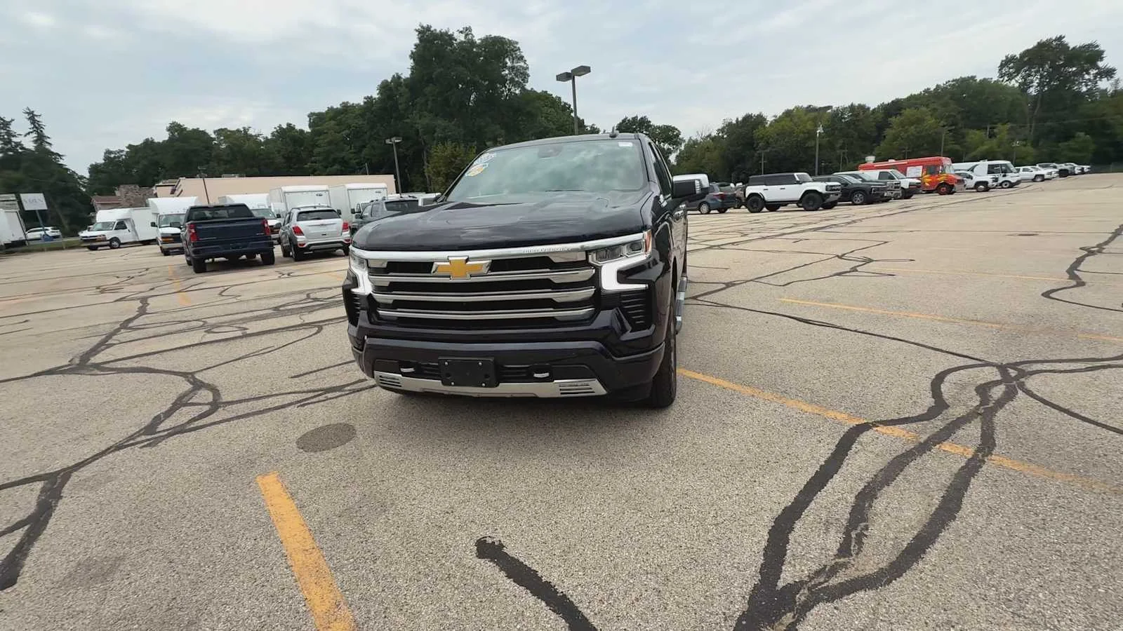 2024 Chevrolet Silverado 1500 High Country - Photo 3