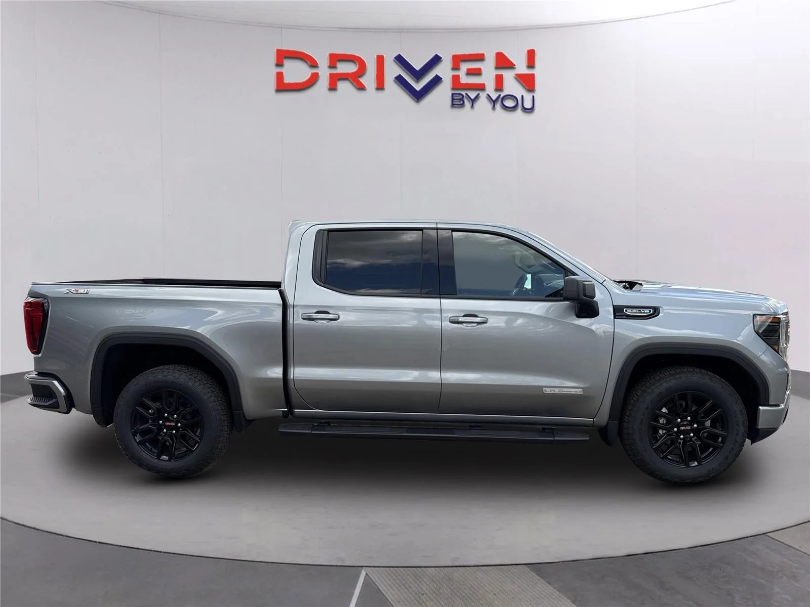New 2026 Sterling Metallic GMC Elevation image 3