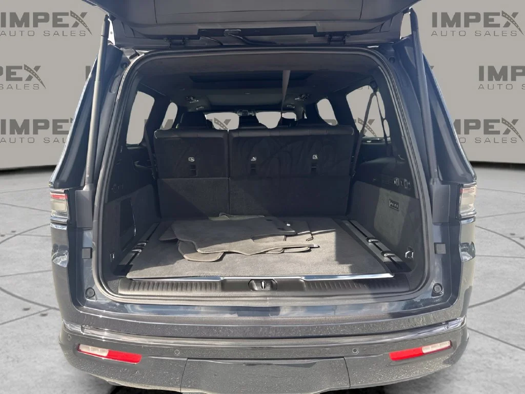 Used 2025 Black Jeep Series II image 28