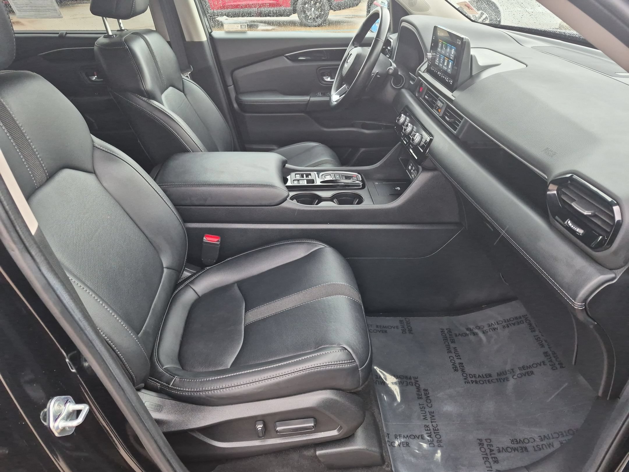 2025 Honda Pilot EX-L - Photo 30