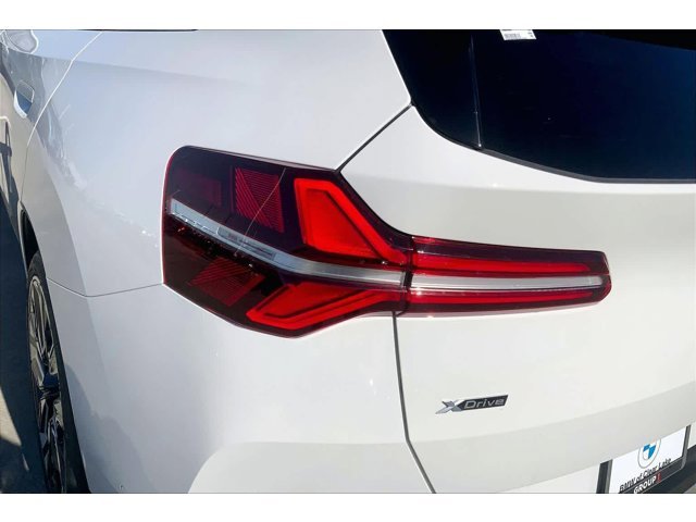 New 2026 Alpine White BMW 30 xDrive image 14