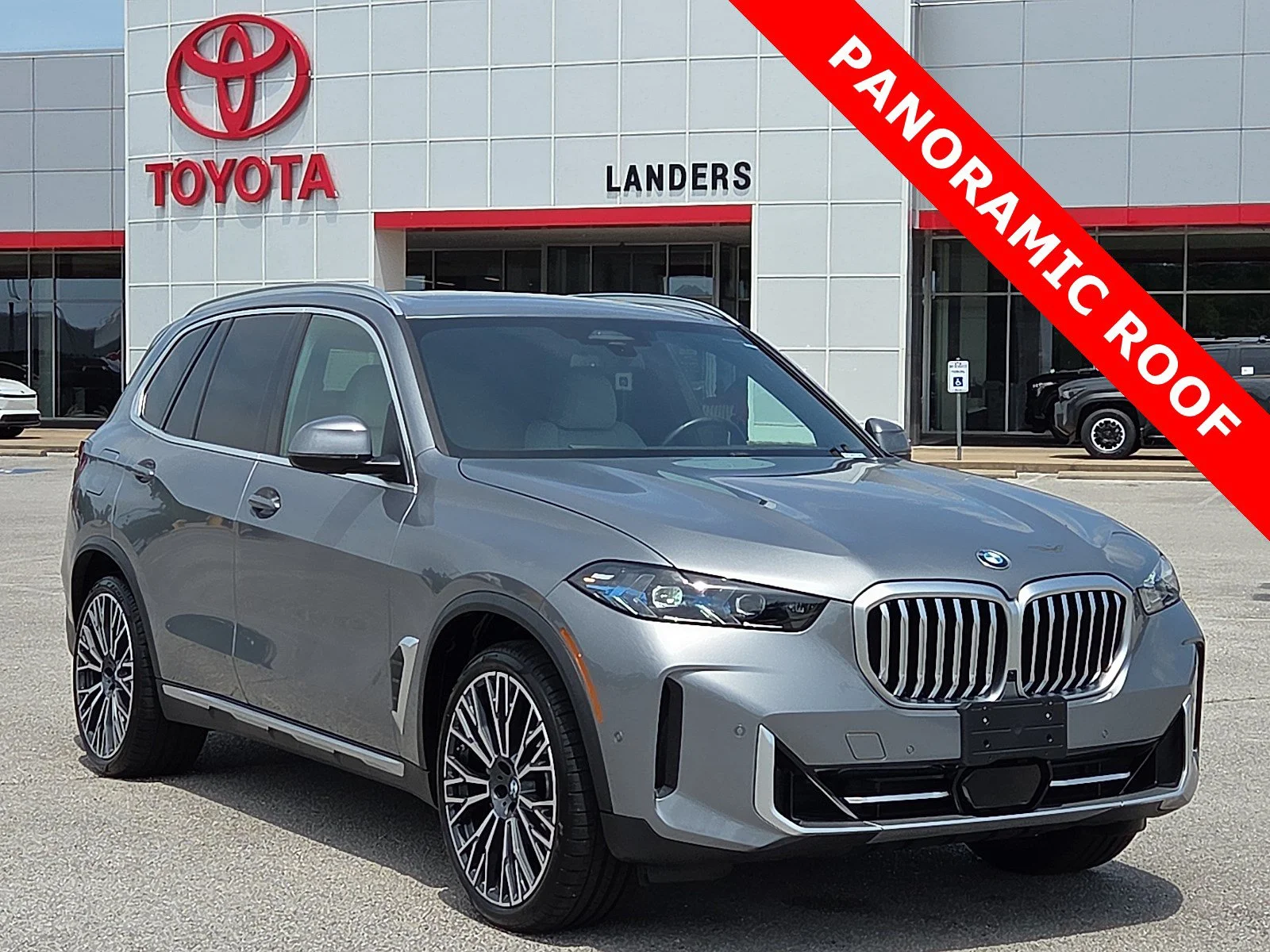 2025 BMW X5 xDrive40i's photo