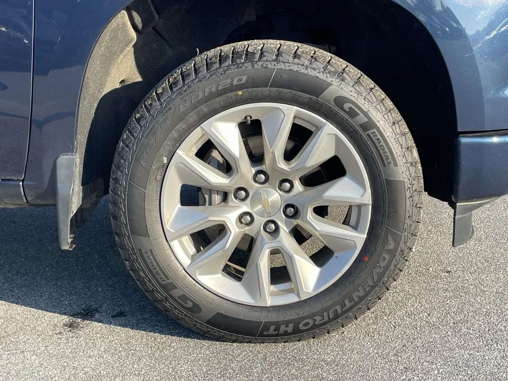 Used 2022 Northsky Blue Metallic Chevrolet Custom image 30