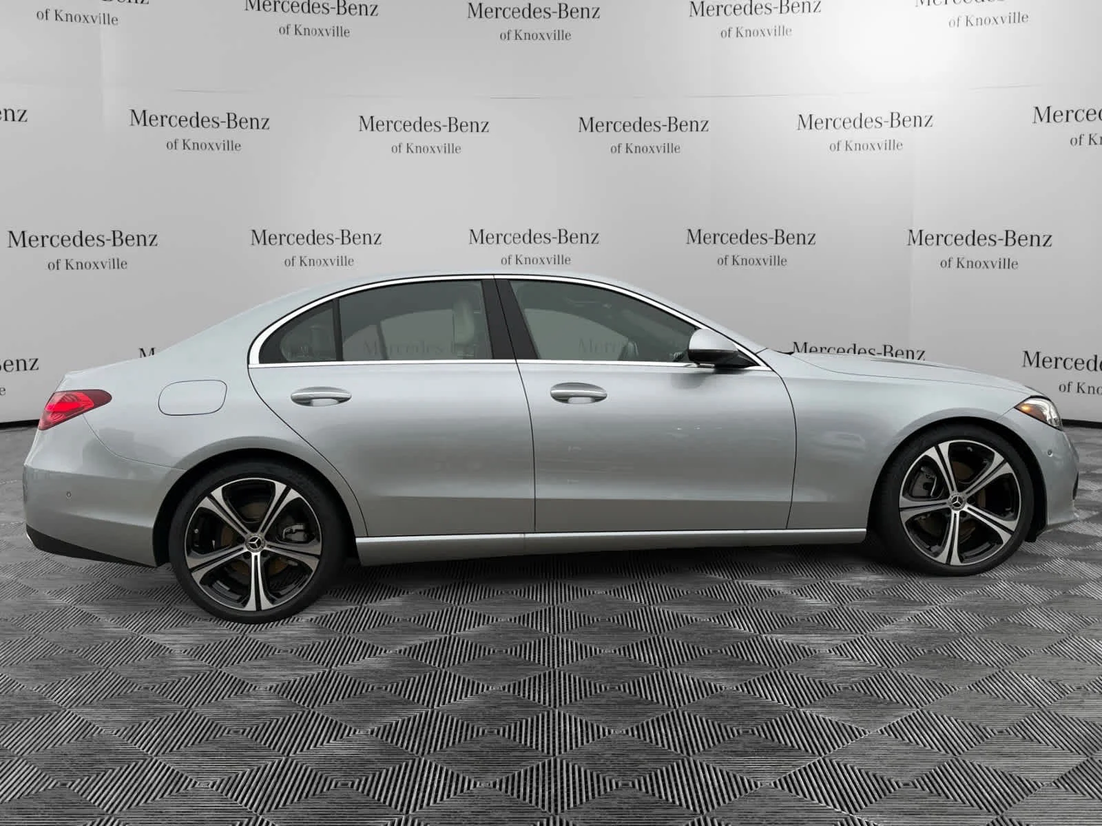 2025 Mercedes-Benz C-Class Sedan C 300 - Photo 6