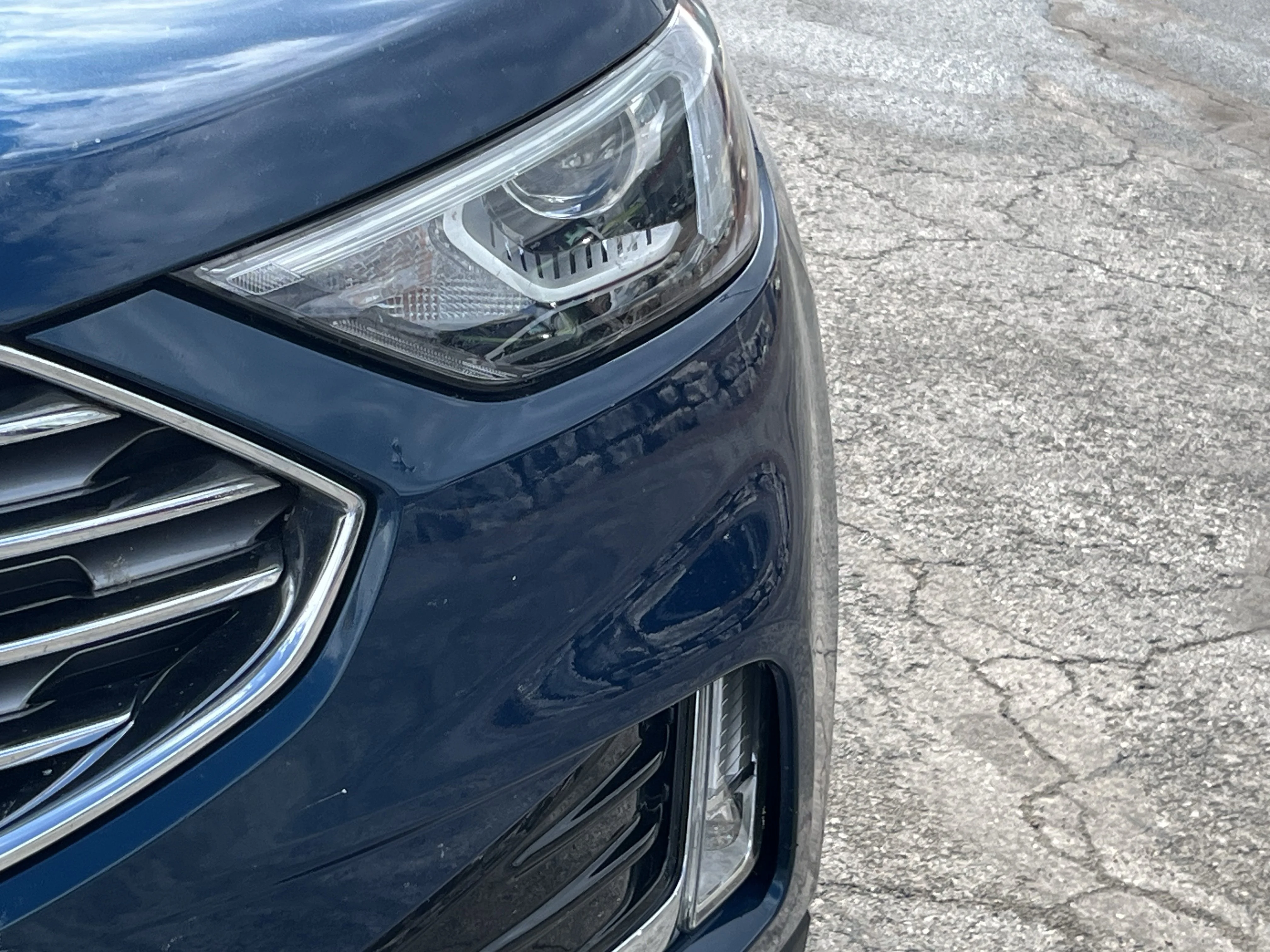 Used 2020 Green Metallic Ford Titanium image 13