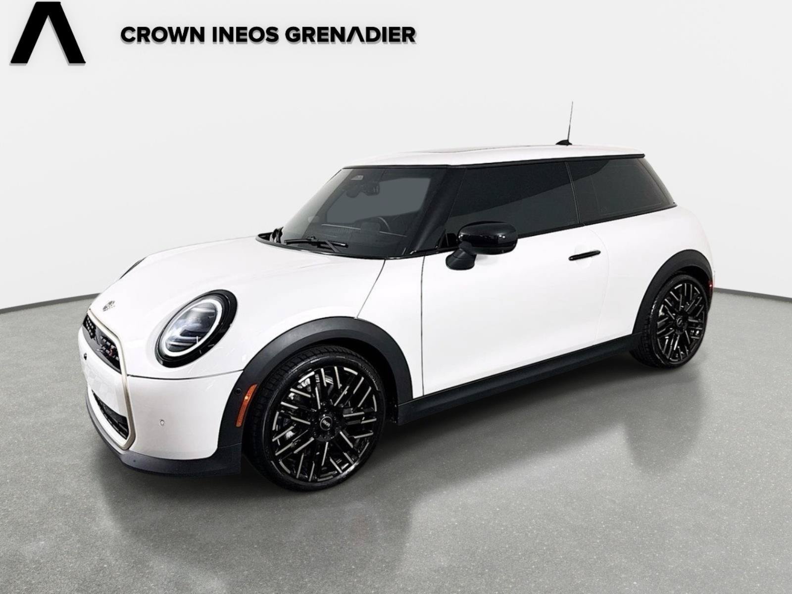 Used 2025 White Metallic MINI Cooper S image 1