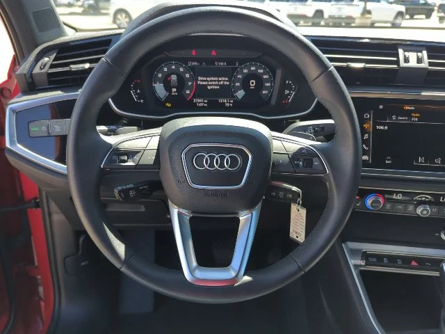 Used 2025  Audi Premium image 11