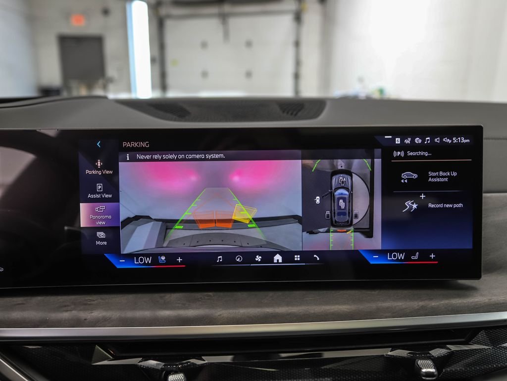 Used 2027 Gray Metallic BMW xDrive40i image 19