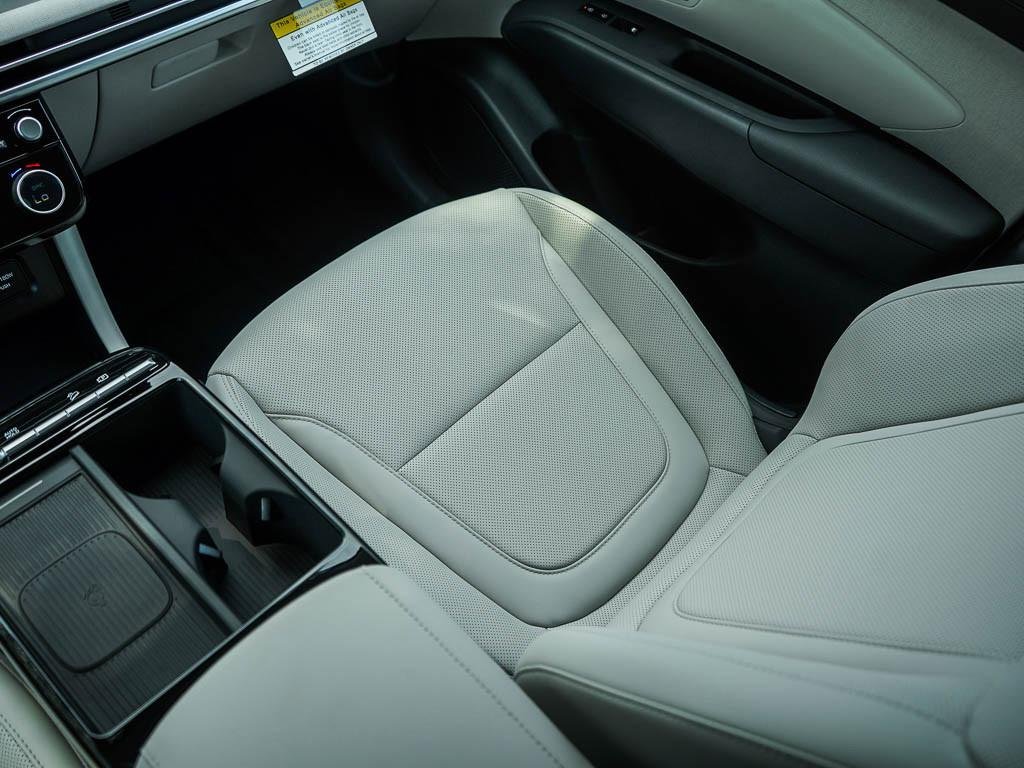 New 2026 Creamy White Pearl Hyundai SEL Convenience AWD image 51