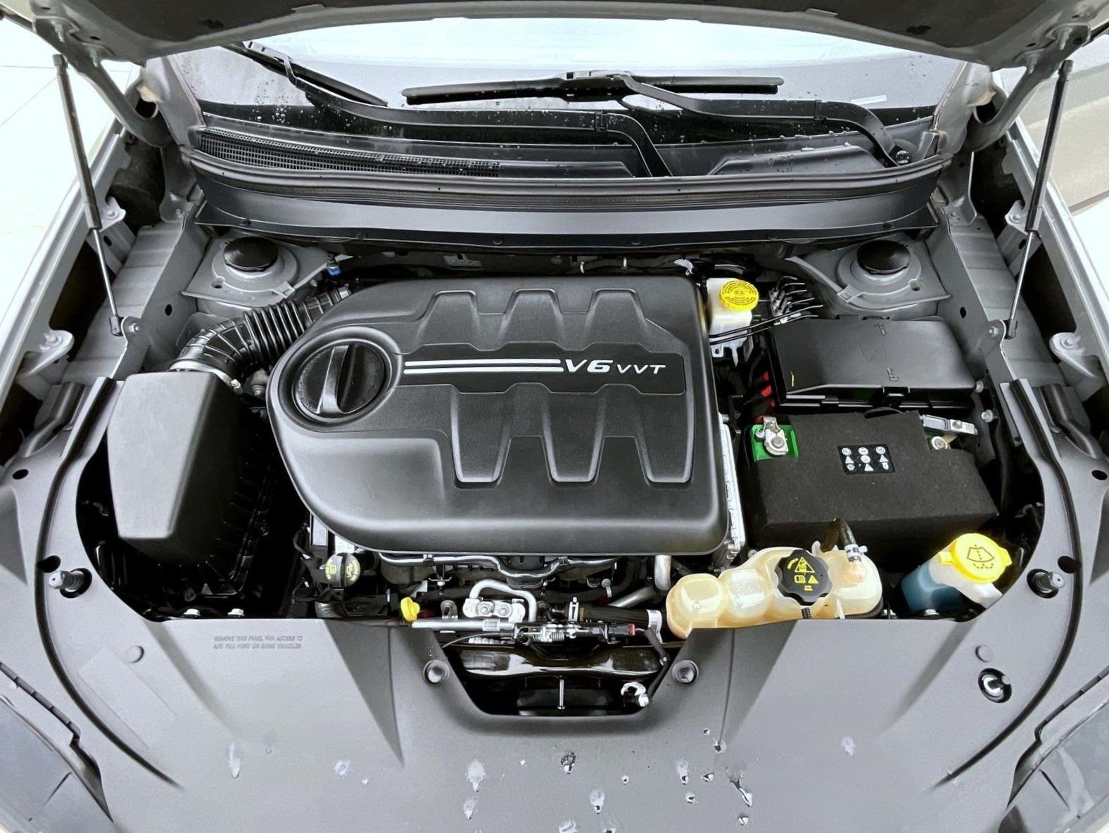 Used 2019 Gray Jeep Limited image 25