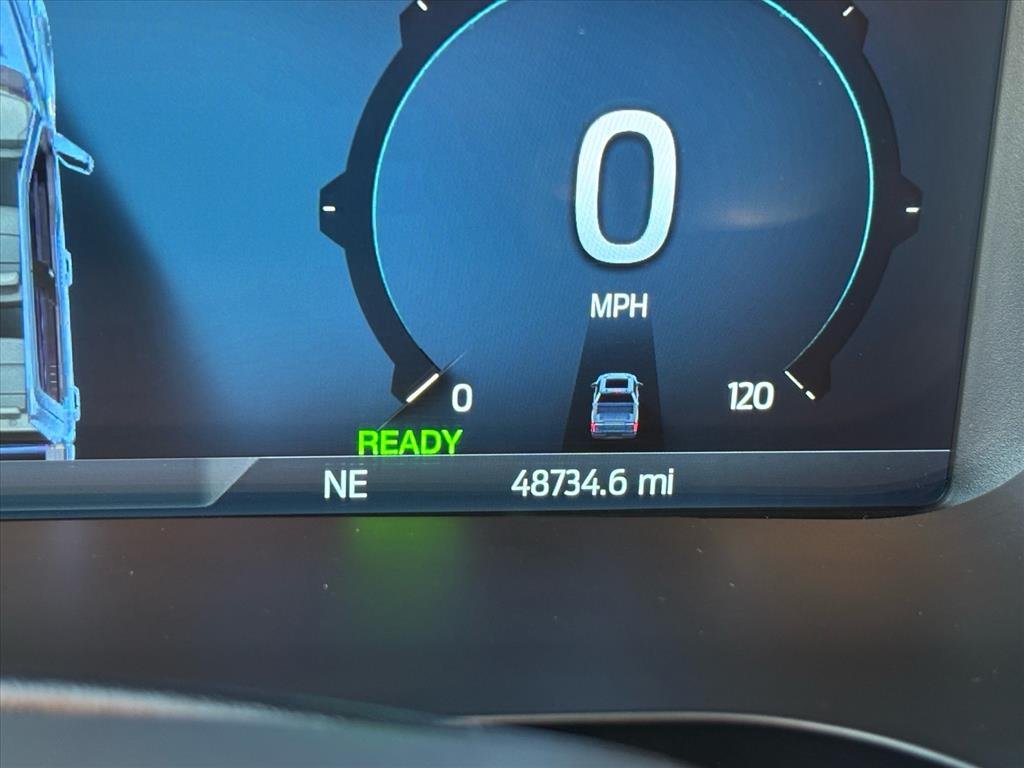Used 2024 Iconic Silver Ford XLT image 19